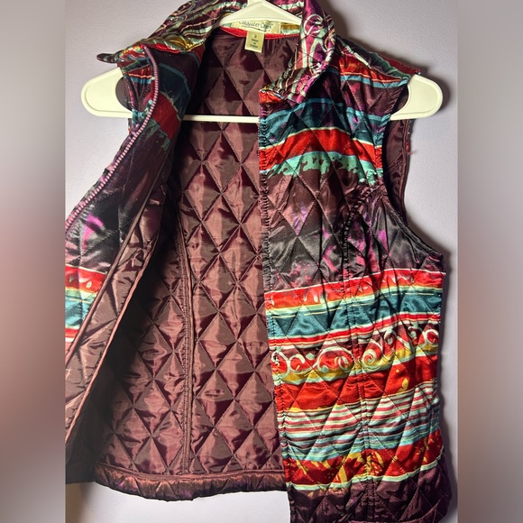 Coldwater Creek Women’s Small Quilted Vest Vivid Pattern Zip Front - Picture 3 of 4